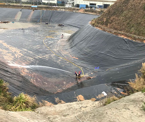潼南废水池清理